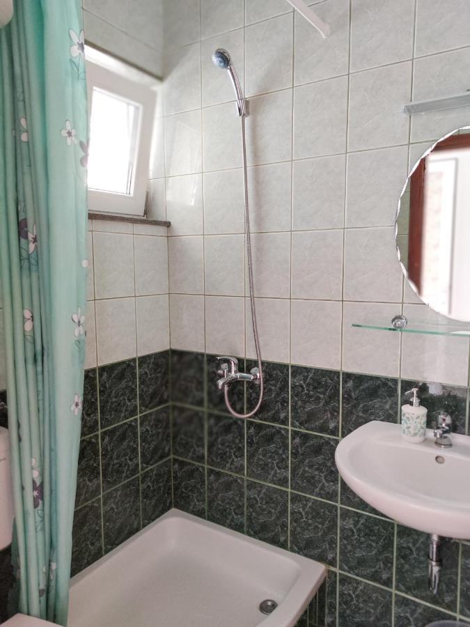 Apartments And Rooms Marica Makarska Room photo